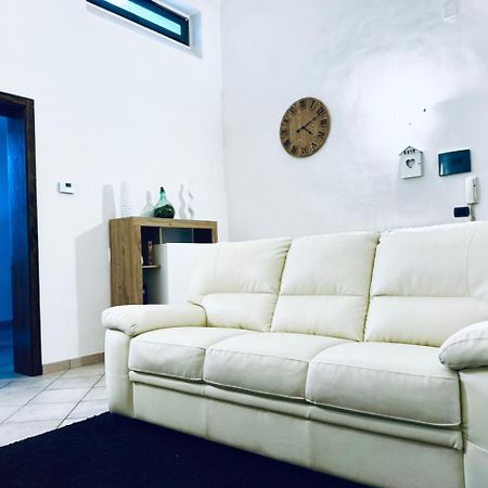 Susu Apartment Brindisi Eksteriør bilde